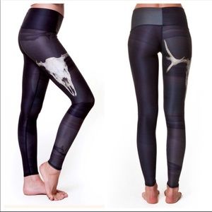 Teeki Deer Skull Medicine Hot Pants XS